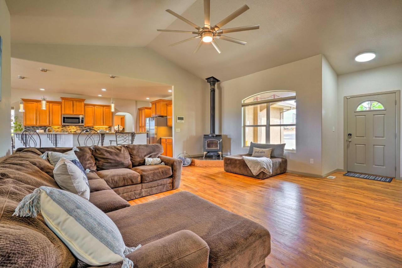 Pueblo West Home - Full Deck And Near Reservoir Esterno foto